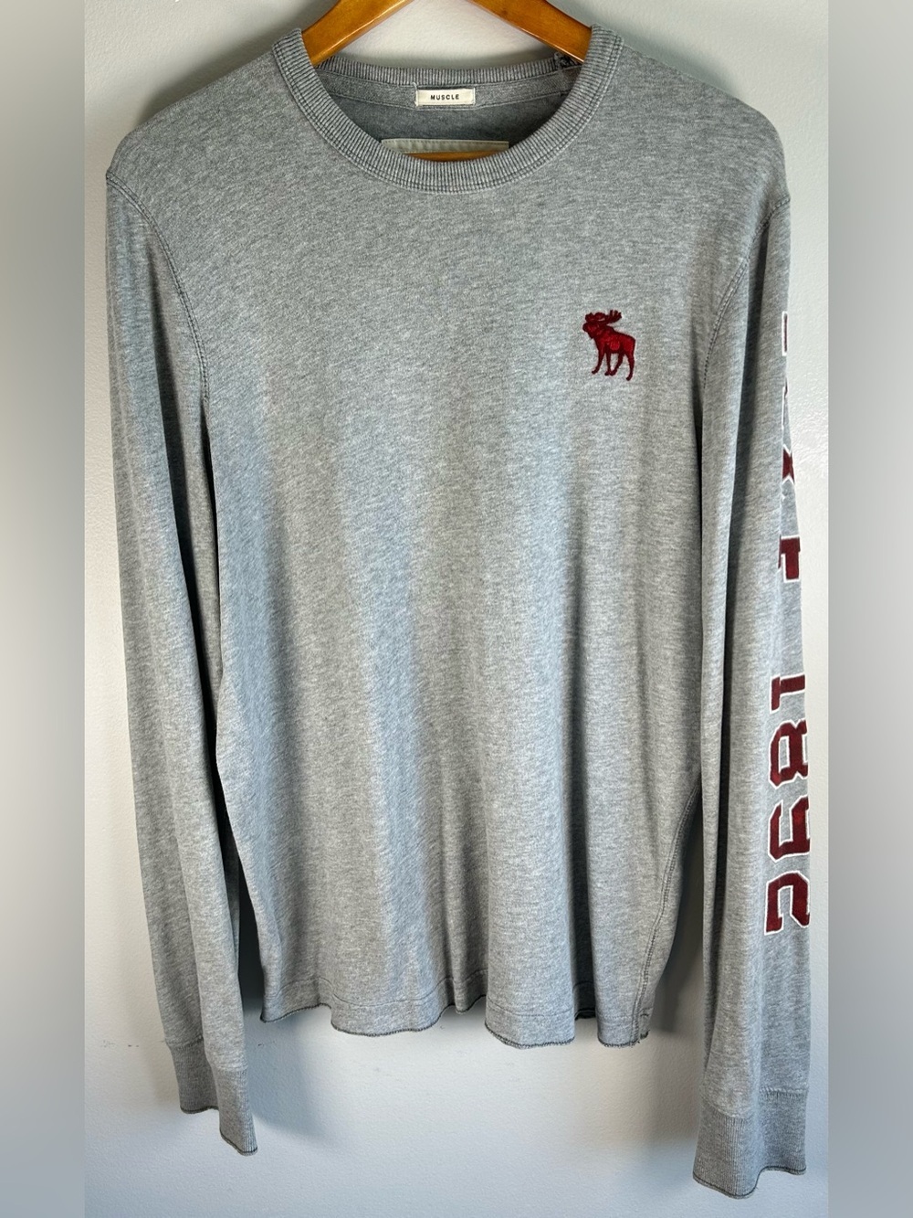 VTG Abercrombie & Fitch Men’s Long Sleeve T-Shirt Size L Muscle Moose Logo EUC